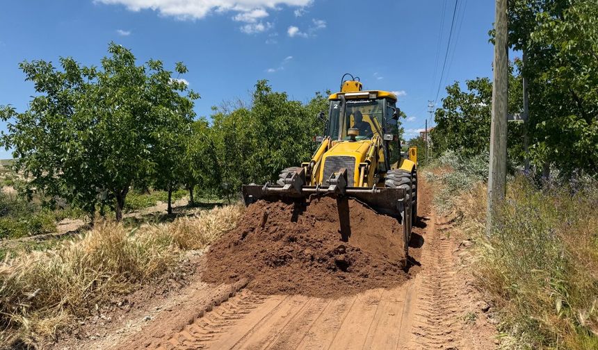 Yeni Yaylacık Mahallesi’nde Yol Yapımı Öncesi Hazırlık Çalışmaları Sürüyor