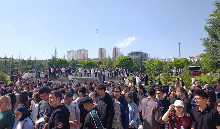 Kardelen’den YKS’ye Güçlü Hazırlık: Yüzlerce Öğrenciyi Buluşturan Dev Prova Sınavı