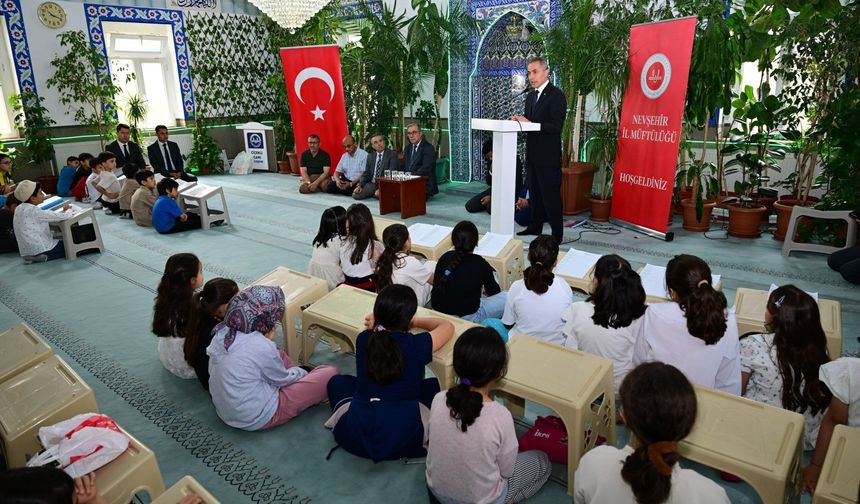 Vali Hüseyin Kök, Yaz Kur'an Kursu Açılış Programına Katıldı