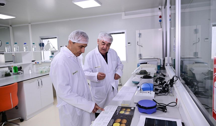 Vali Hüseyin Kök, Doğa Tohumculuk ve Ar-Ge Merkezinde İncelemelerde Bulundu