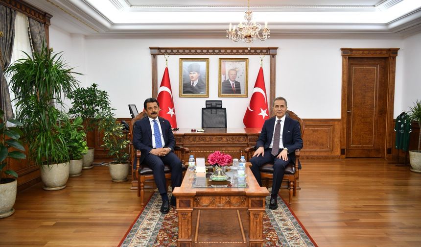 Vali Hüseyin Kök'ten Kırşehir Valisi Murat Sefa Demiryürek'e İade-i Ziyaret