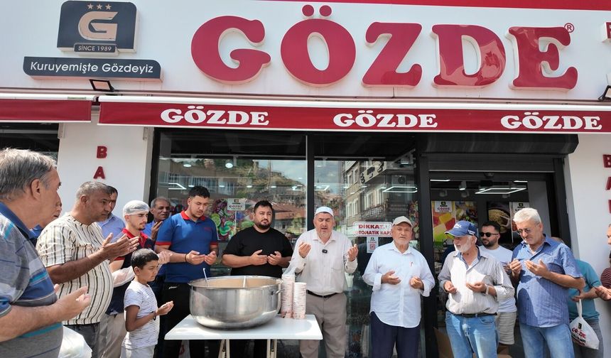 Nevşehir'de Gözde Kuruyemiş'in Geleneksel Aşure İkramına Yoğun İlgi