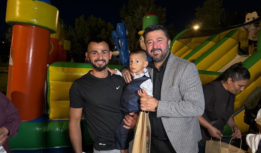 Milletvekili Emre Çalışkan, 500 Yıllık Vakıf Geleneğinin Yaşatıldığı Şölende 23 Çocuğun Sevincine Ortak Oldu