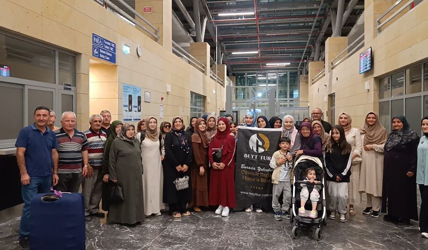 Beytturizm Umre Kafilesi Dualarla Uğurlandı