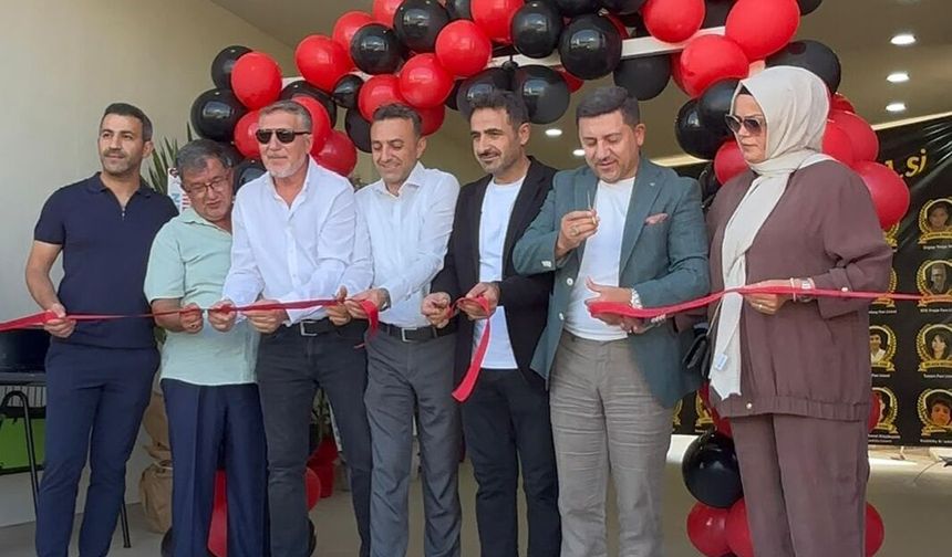 Akademi Eğitim Kurumları 2000 Evler Mahallesi’ndeki Yeni Şubesini Coşkulu Bir Törenle Hizmete Açtı