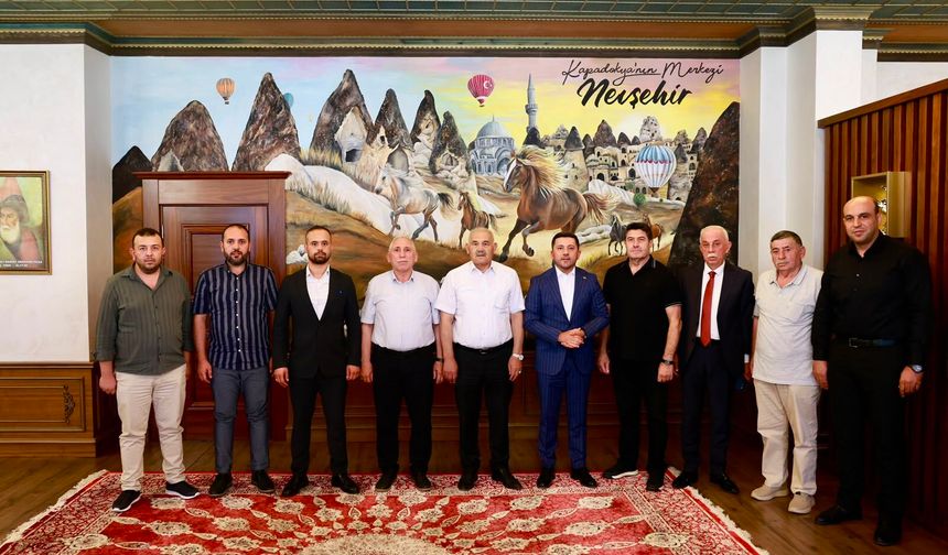 Pınarbaşı, “Esnaf ve Sanatkârların Sorunları Belediye Başkanımız Rasim Arı ile İstişare Edildi”