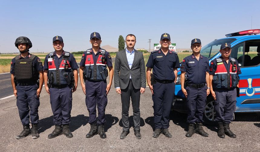 Kaymakam Göktuğ Muhsin Yeğin'den Jandarma Uygulama Noktasına Ziyaret