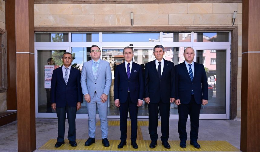 Vali Hüseyin Kök’ten İŞKUR İl Müdürlüğüne Ziyaret