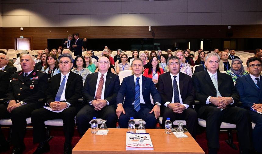 Nevşehir'de 7. Uluslararası Kore Savaşı Tarihi Öğretmenler Kongresi Başladı
