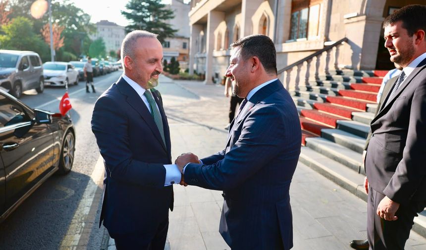 Bakan Yardımcısı Bülent Turan’dan Başkan Rasim Arı’ya Ziyaret