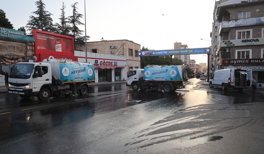 Temizlik Seferberliği Kapsamında Atatürk Bulvarı’nı “PAKLADIK”