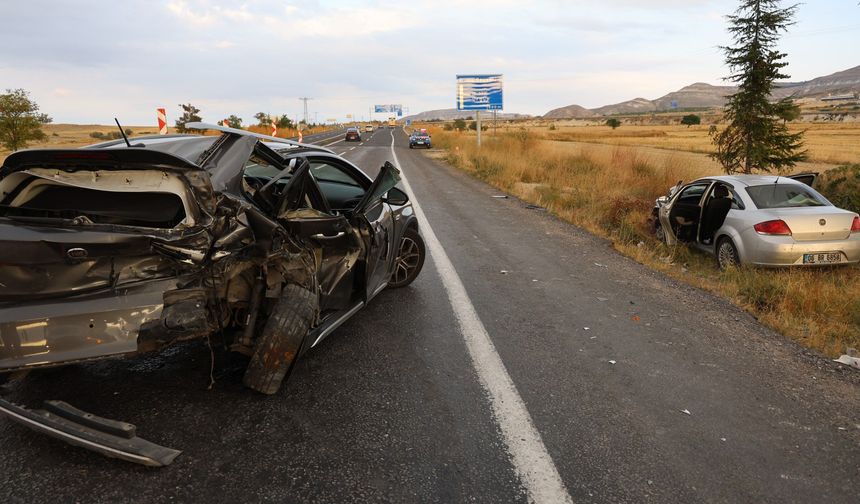 Nevşehir’de Otomobil Önünde Seyreden Araca Çarptı: 6 Yaralı