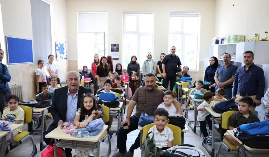 Göreme Belediyesi’nden Minik Öğrencilere İlk Gün Sürprizi