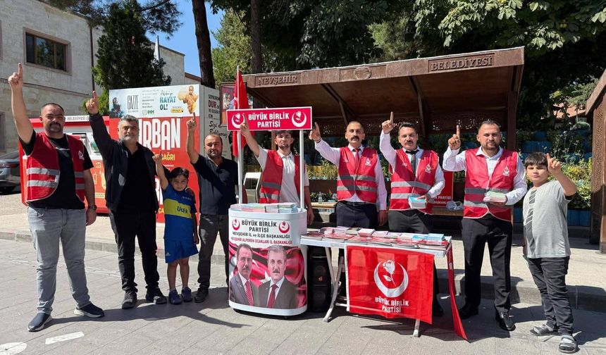 Alperen Ocakları Nevşehir İl Başkanlığından Yâsin-i Şerif Dağıtımı