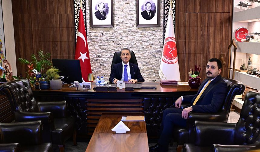 Vali Hüseyin Kök’ten Tolga Balak’a Hayırlı Olsun Ziyareti
