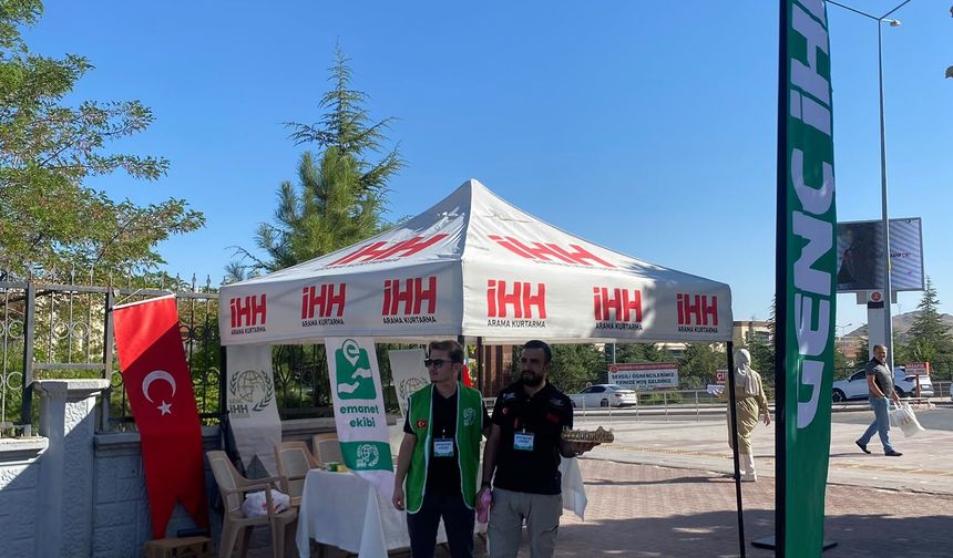 Nevşehir İHH’dan İhtiyaç Sahibi Ailelere ve KPSS’ye Giren Gençlere Destek