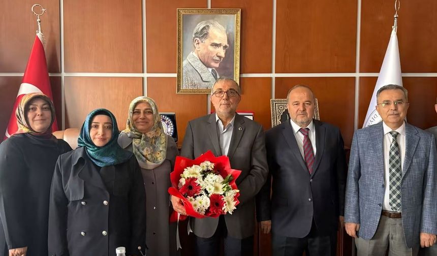 Din Görevlilerinden İl Müftüsü Kazım Güzel’e "Camiler ve Din Görevlileri Haftası" Ziyareti