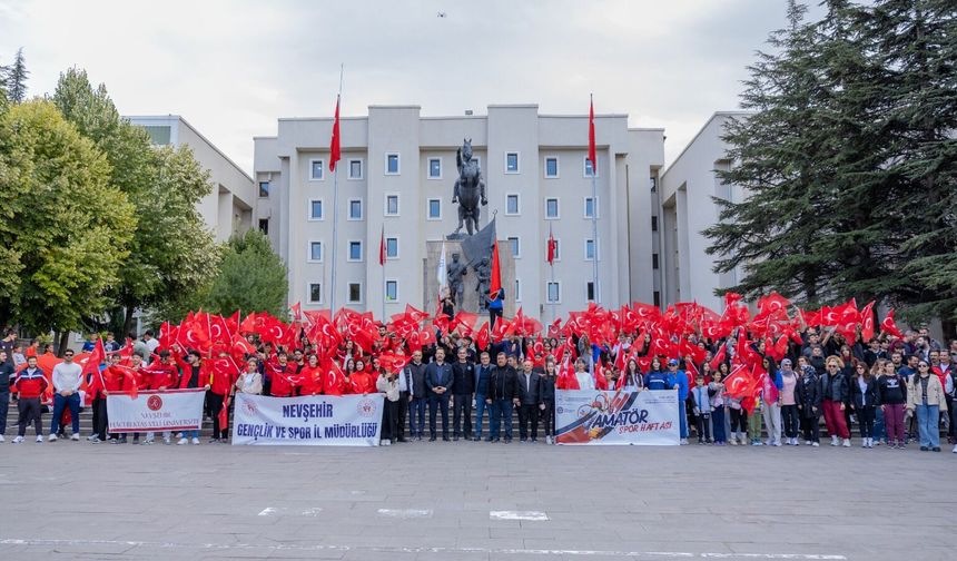 Amatör Spor Haftası Etkinlikleri Nevşehir’de Kortej Yürüyüşüyle Başladı