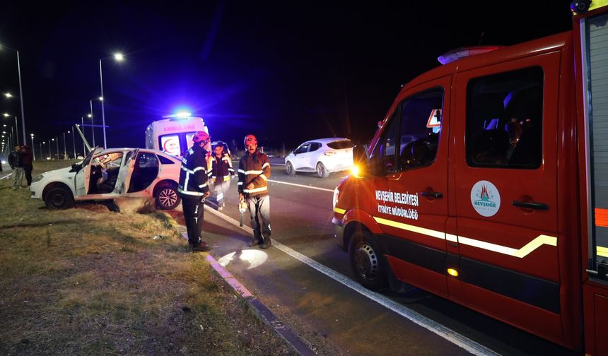 Nevşehir’de Tilkiye Çarpmamak İçin Manevra Yapan Otomobil Kaza Yaptı: 1 Yaralı