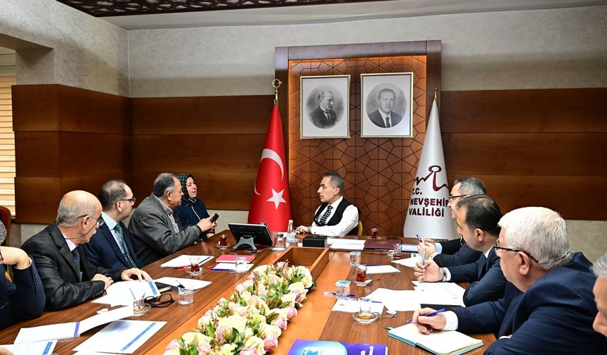 Vali Hüseyin Kök, Halk Günü’nde Vatandaşlarla Bir Araya Geldi