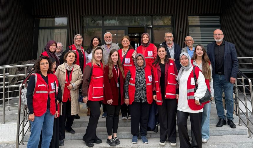 Türk Kızılay Nevşehir Gönüllülerinden Huzurevi Ziyareti