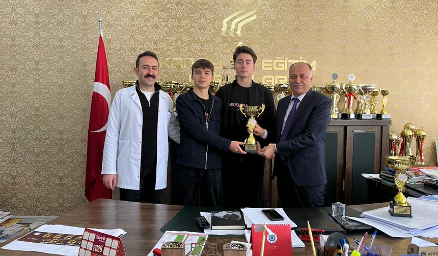 Kardelen Koleji Türkiye finalinde