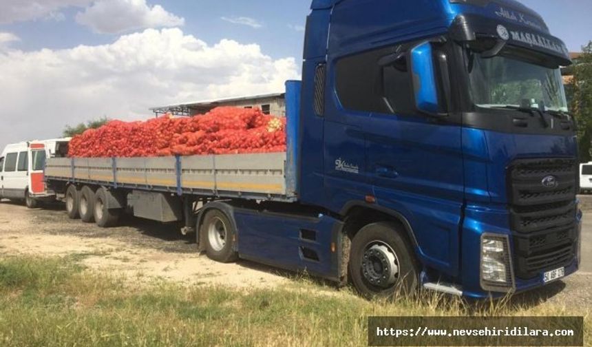 Kızılay Nevşehir,kızılay Bingöl Aşevine Patates Ve Soğan Gönderdi