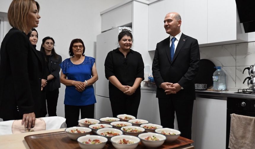 İçişleri Bakanı Süleyman Soylu Kadıncık Ana Evi'ni Ziyaret Etti 