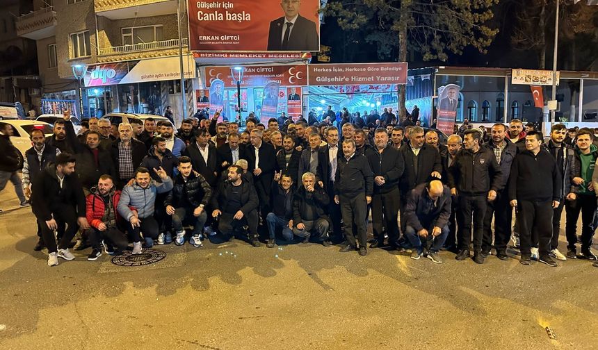 Karacaşar’da Miting Gibi Buluşma 