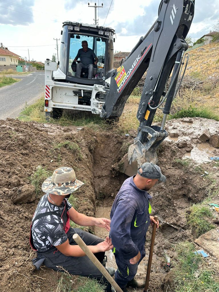 İl Özel İdaresi Köylerdeki Arızalara Anında Müdahale Ediyor 3.Jfif