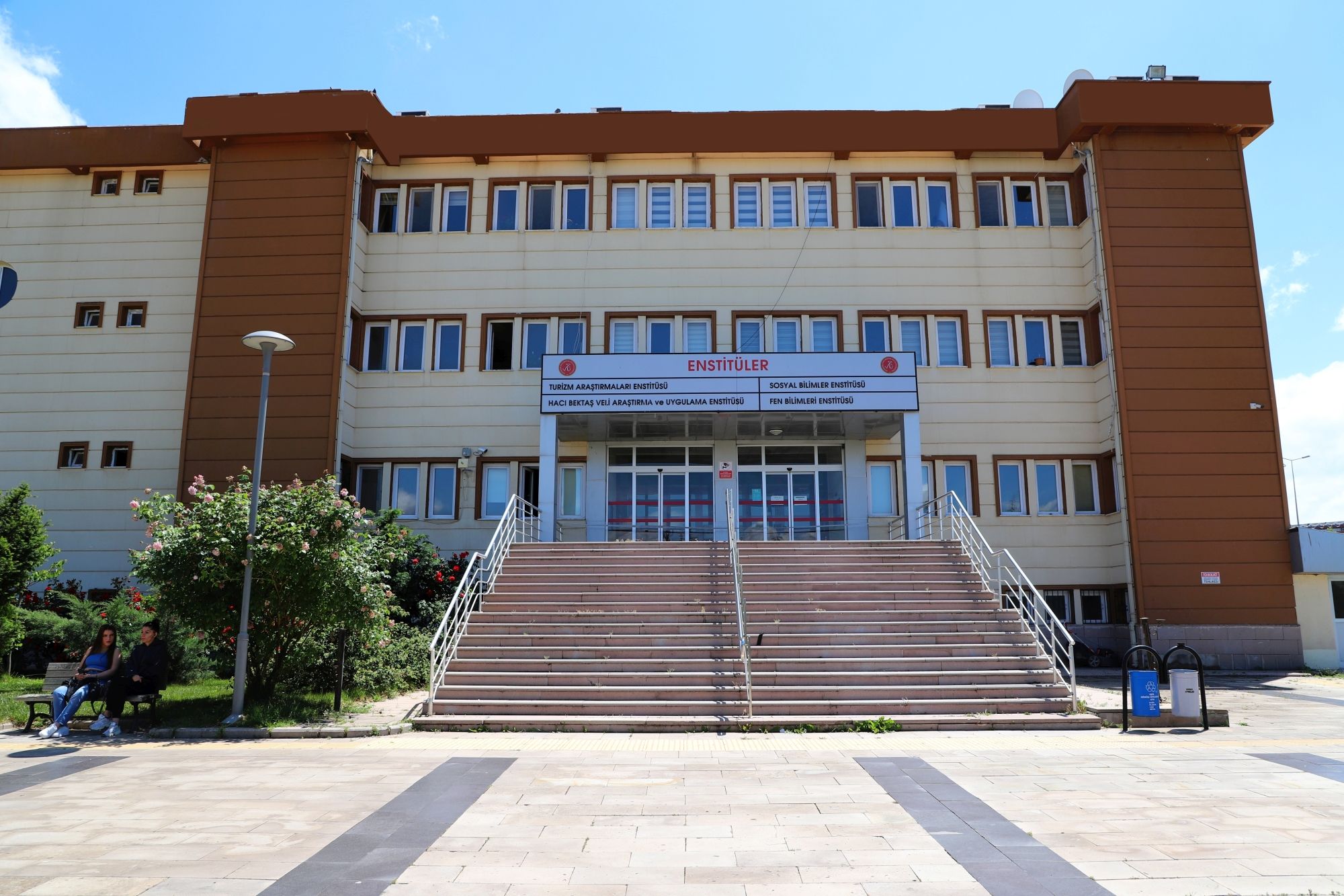 02 (13)
