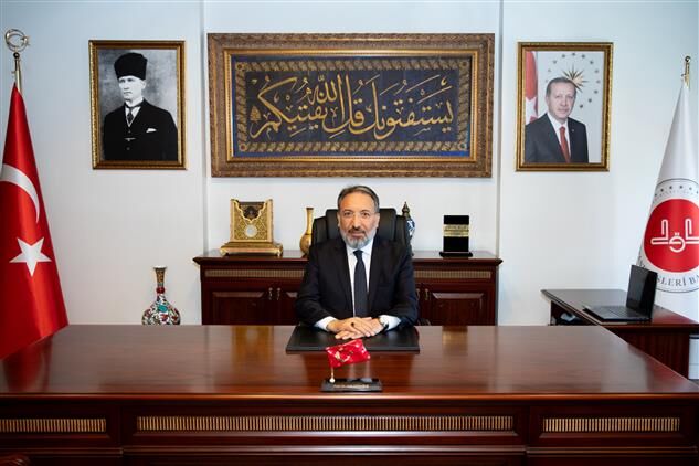 Diyanet İşleri Başkanlığı’na Prof. Dr. Safi Arpaguş Atandı
