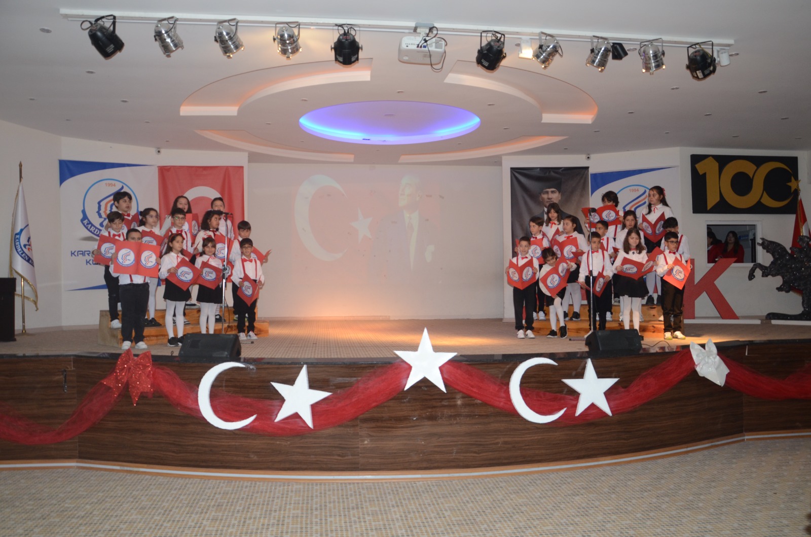 Kardelenli 3. Sınıf Öğrencilerinden Muhteşem Cumhuriyet Bayramı Gösterisi (5)