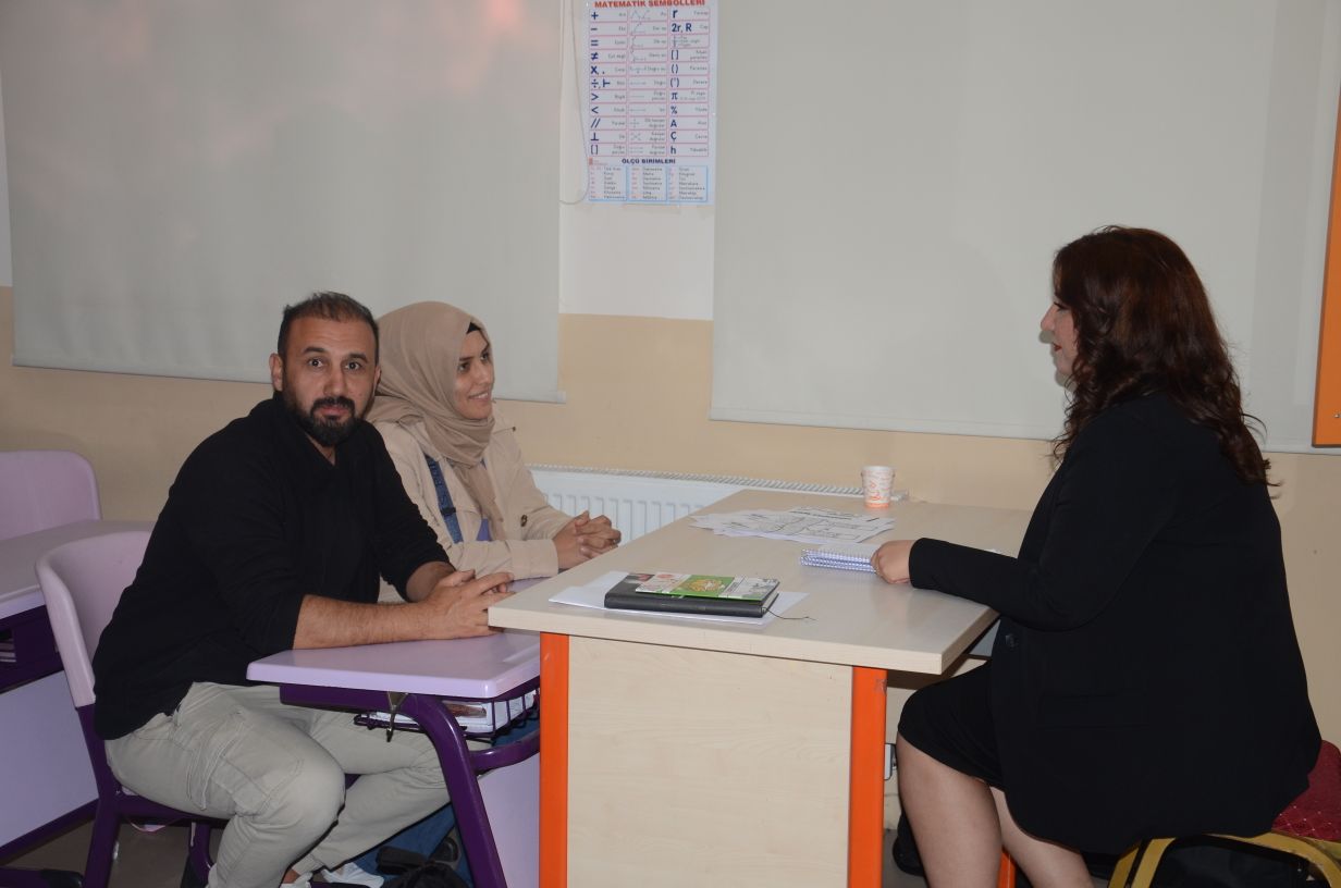 Özel Kardelen İlköğretim Okulunda 3. Sınıfların Veli Toplantısı Yapıldı 6