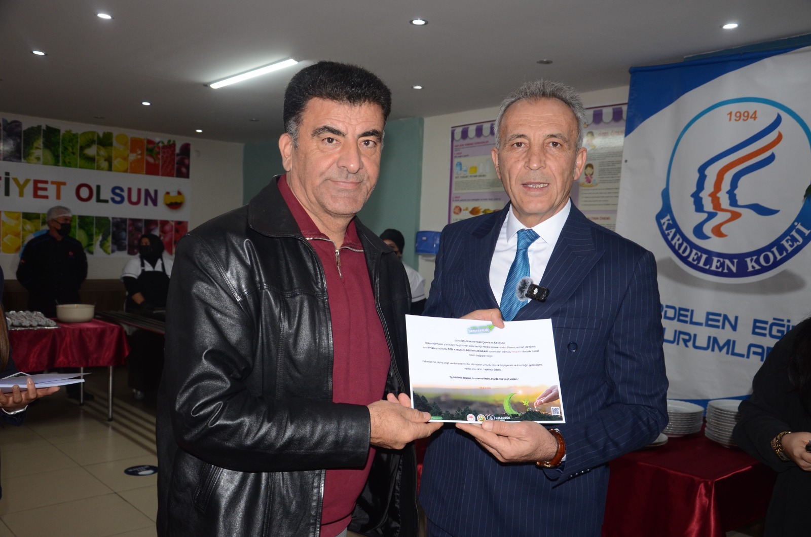 3B40Af8D 3360 430C B240 1573B1094319