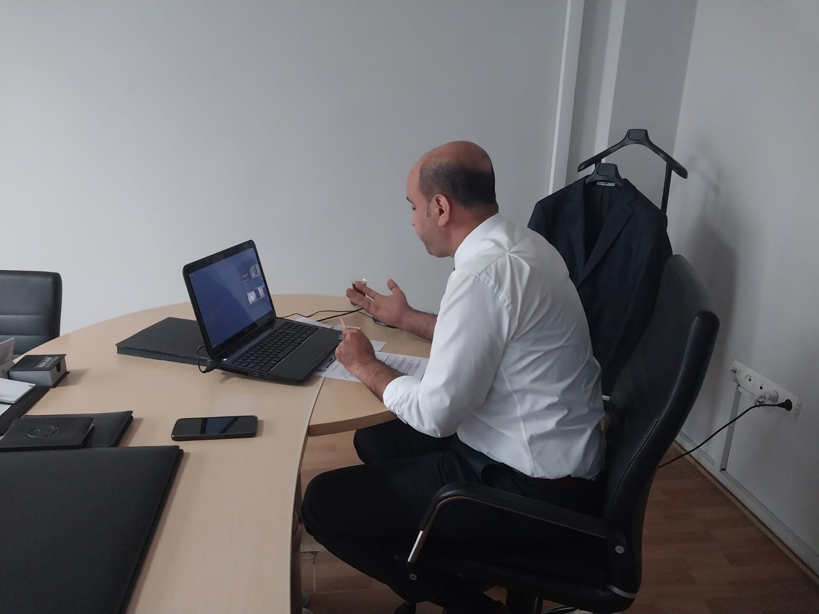 Ahmet Özgün Zoom 2