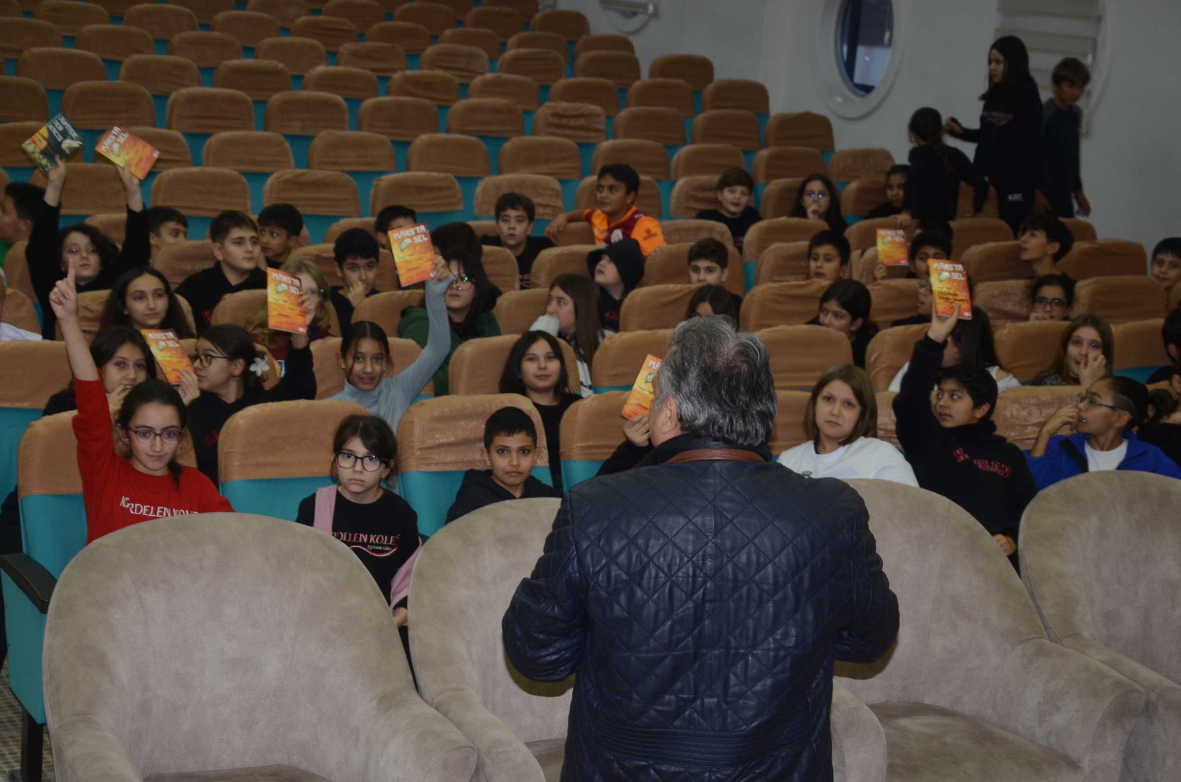 D S C 2493@1933178471