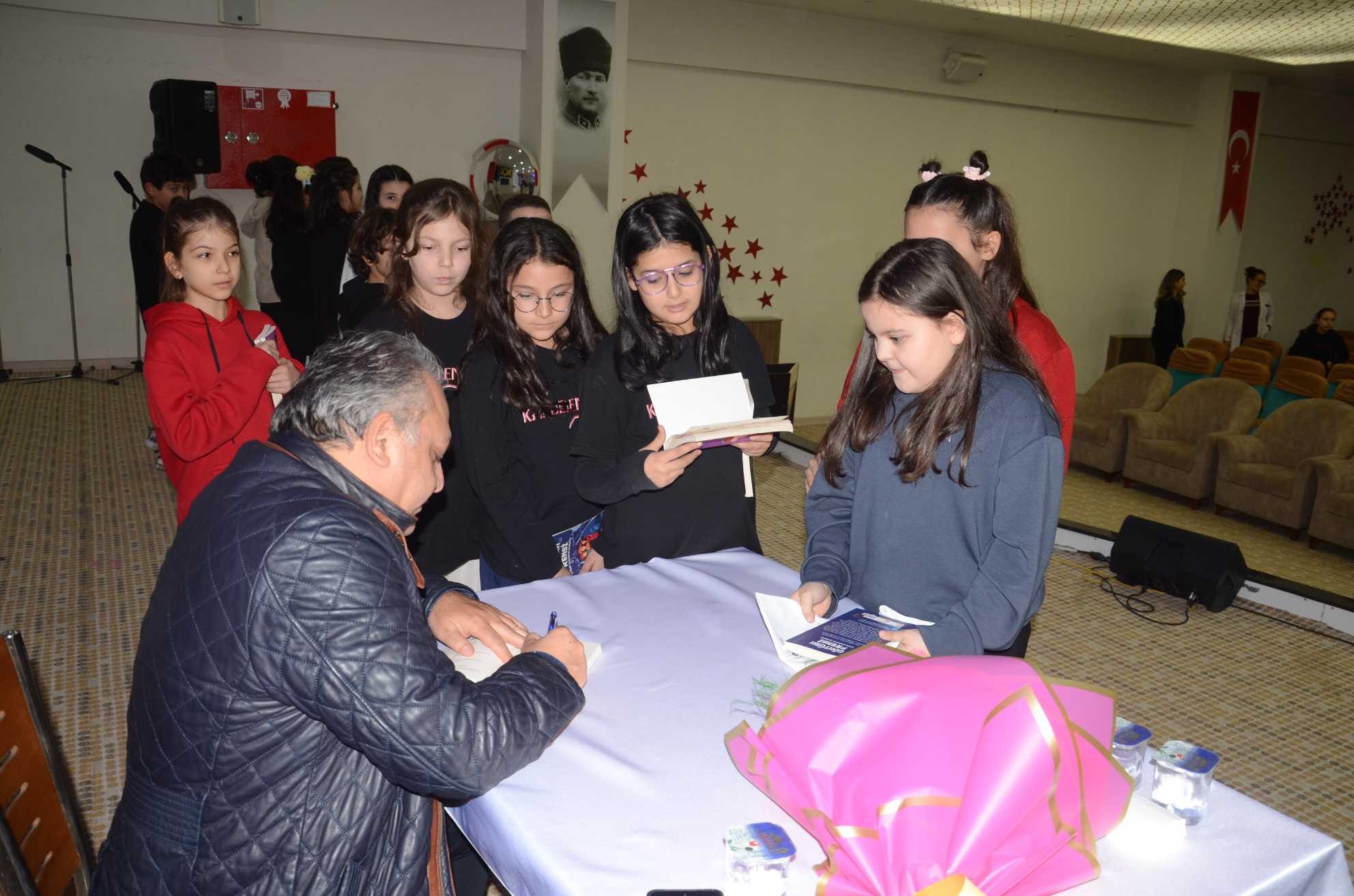 D S C 2523@ 1674689201