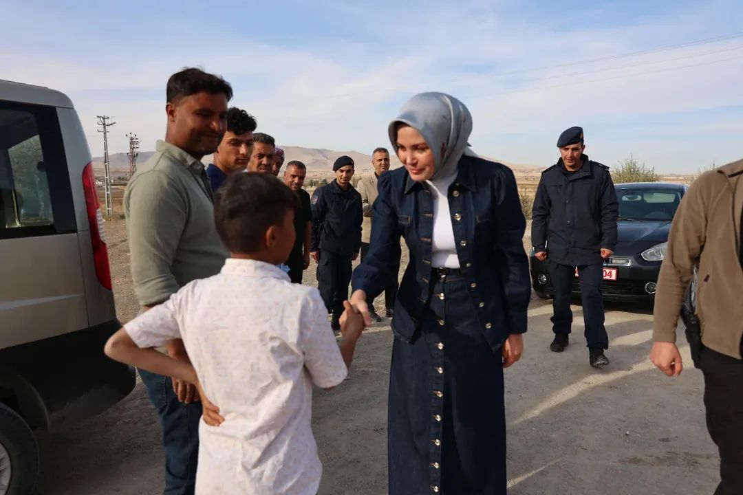 F B I M G 1762186525151