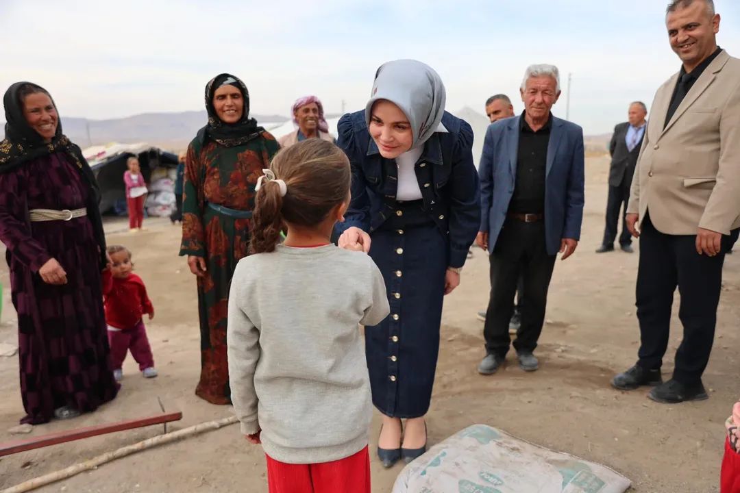 F B I M G 1762186527449