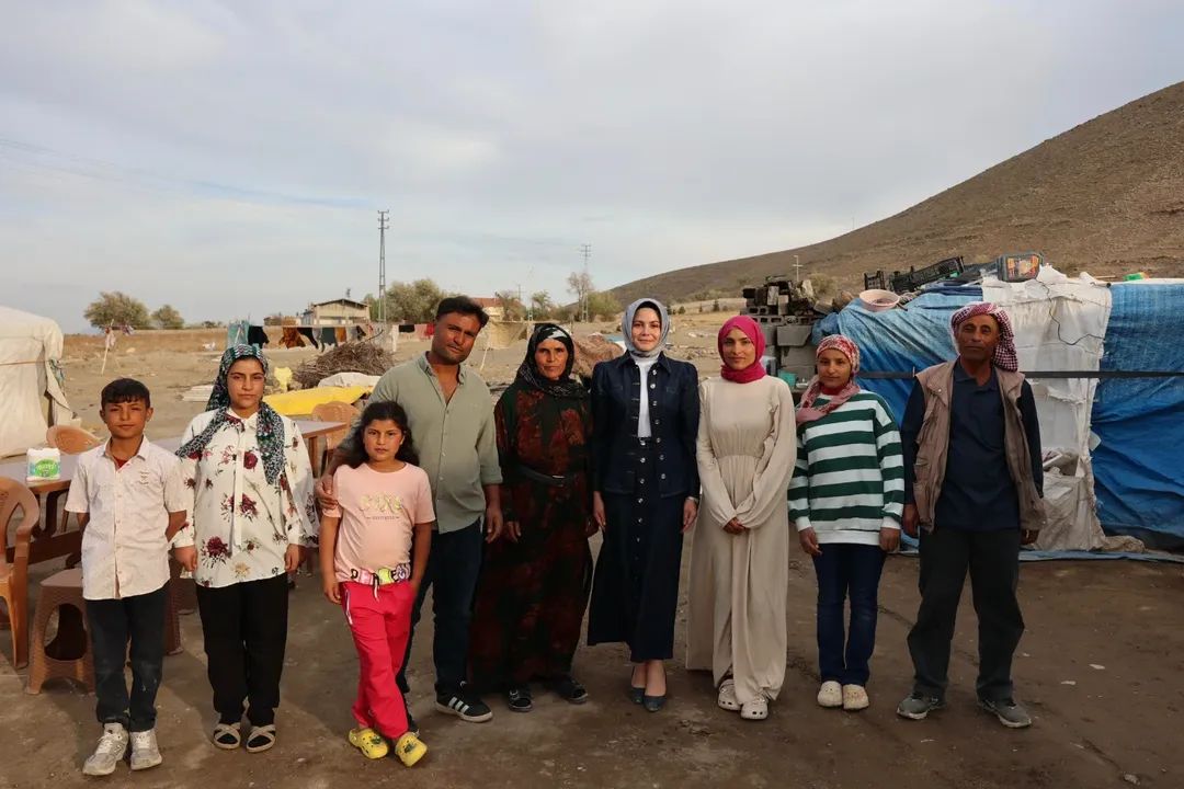 F B I M G 1762186566513