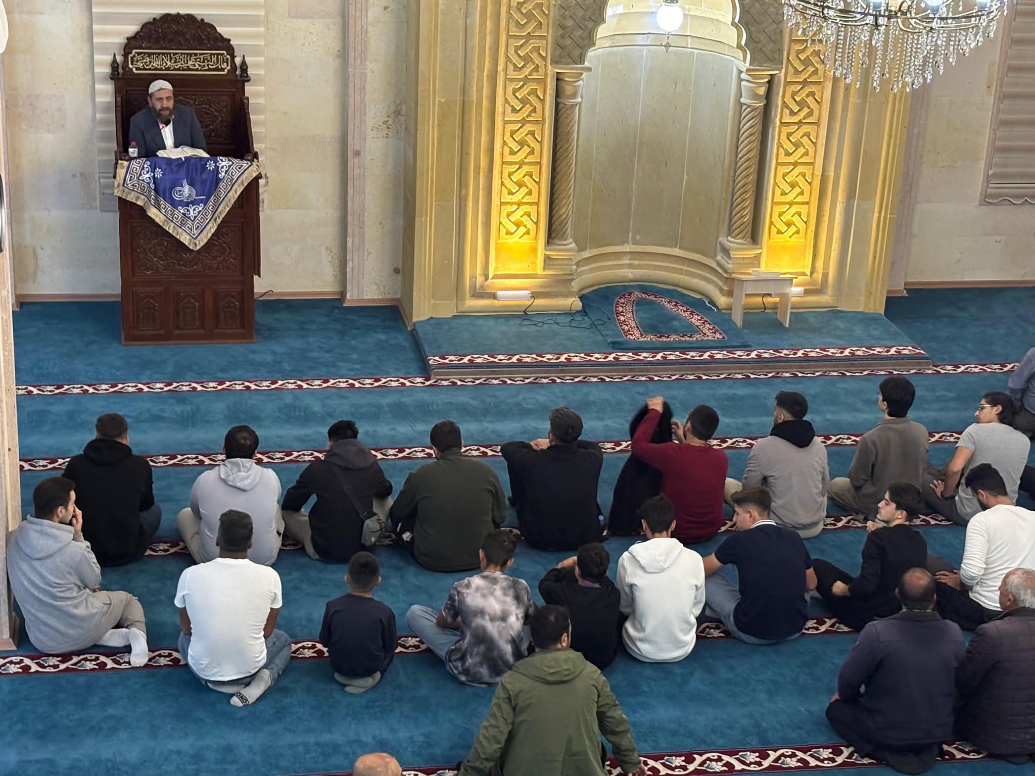 F B I M G 1762466706403