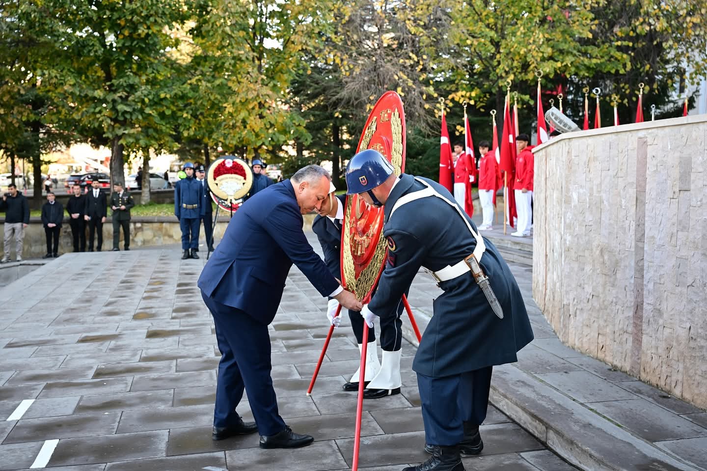 F B I M G 1762758766703