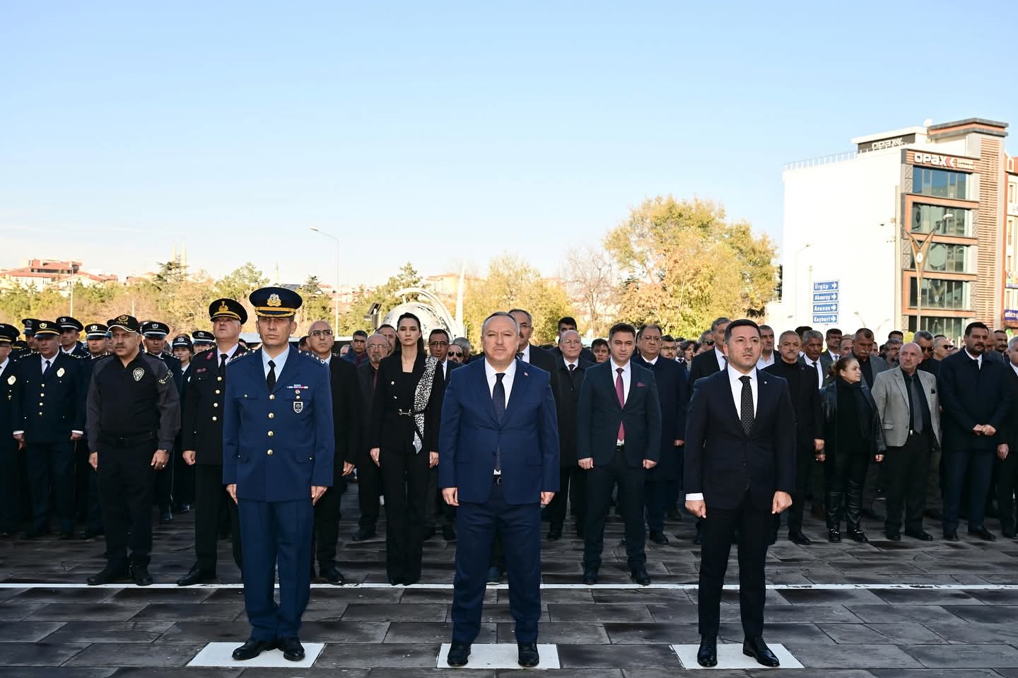 F B I M G 1762758768588