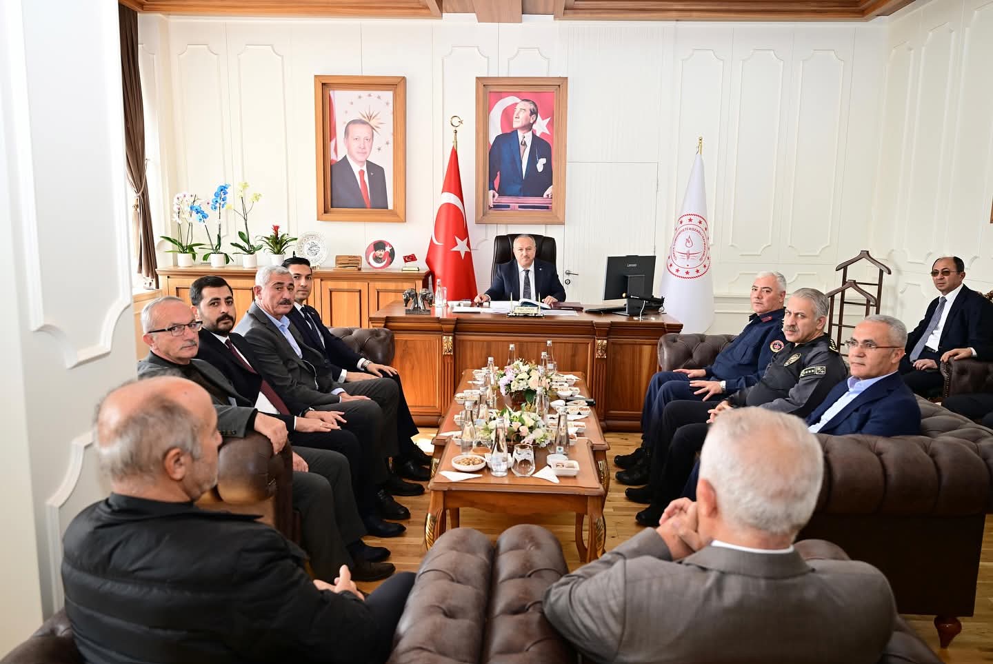 F B I M G 1762944043735