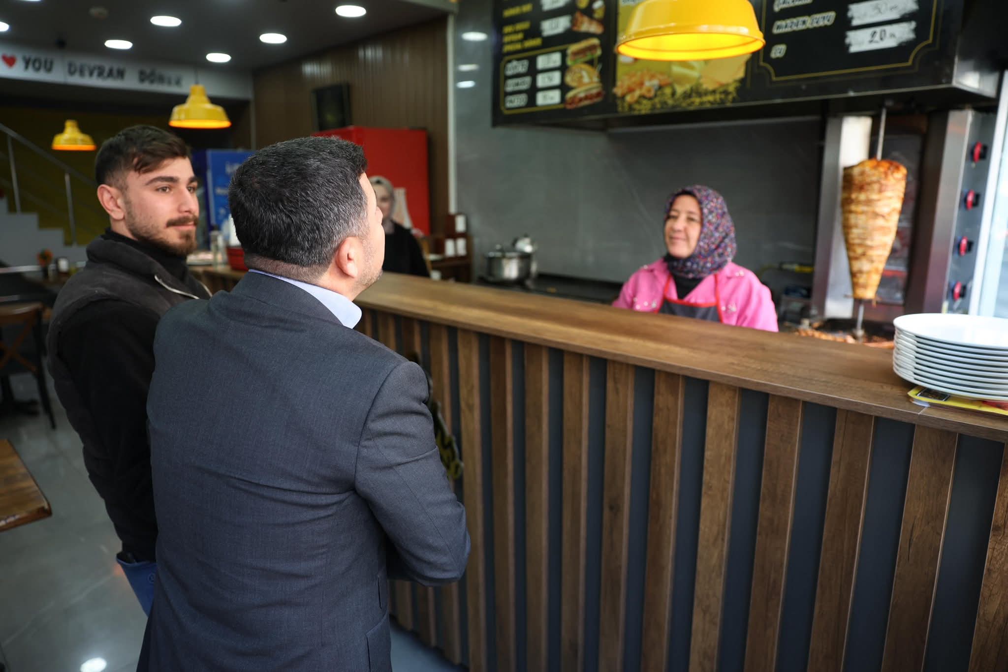 F B I M G 1764066467556