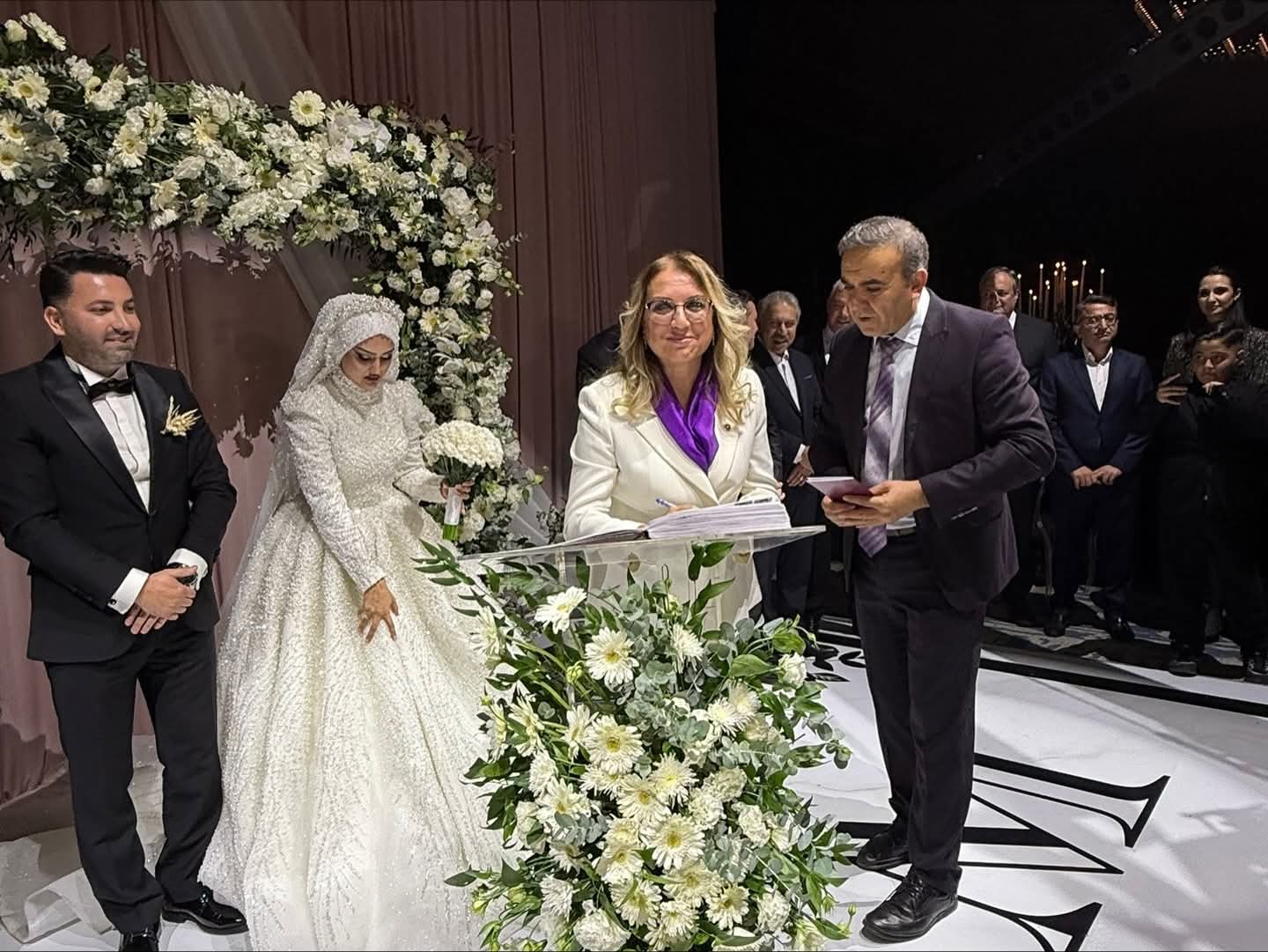 F B I M G 1764075039746