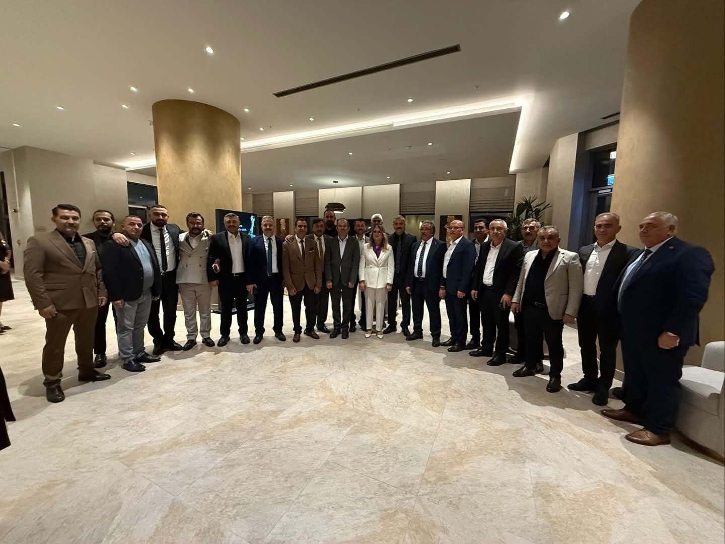 F B I M G 1764075043512