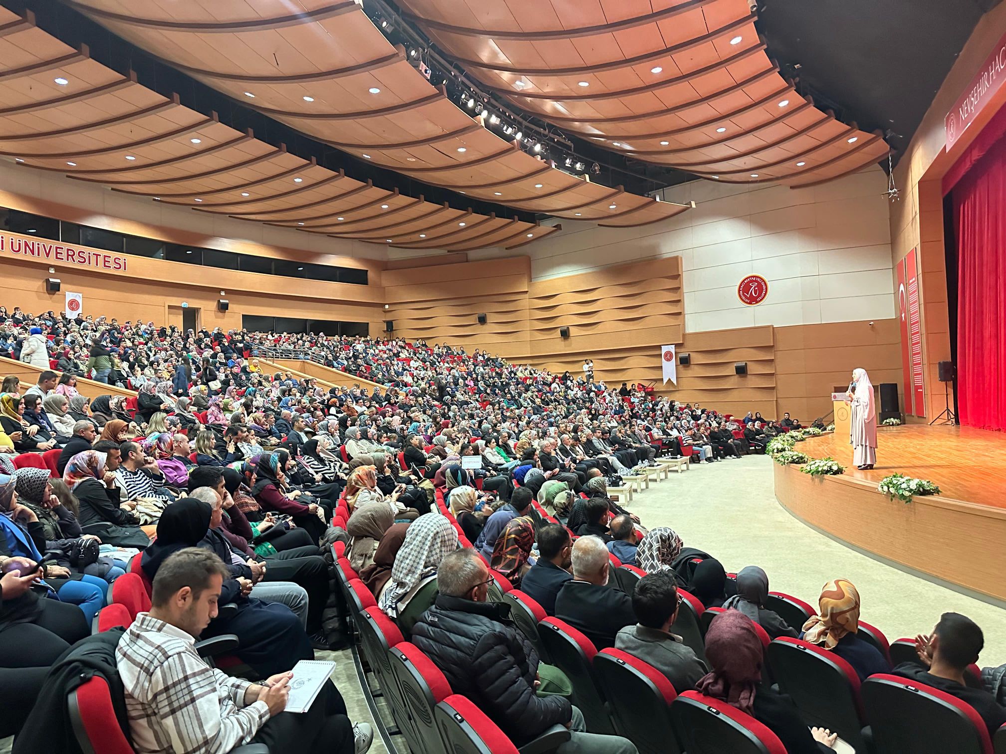 I M G 20251106 W A0007