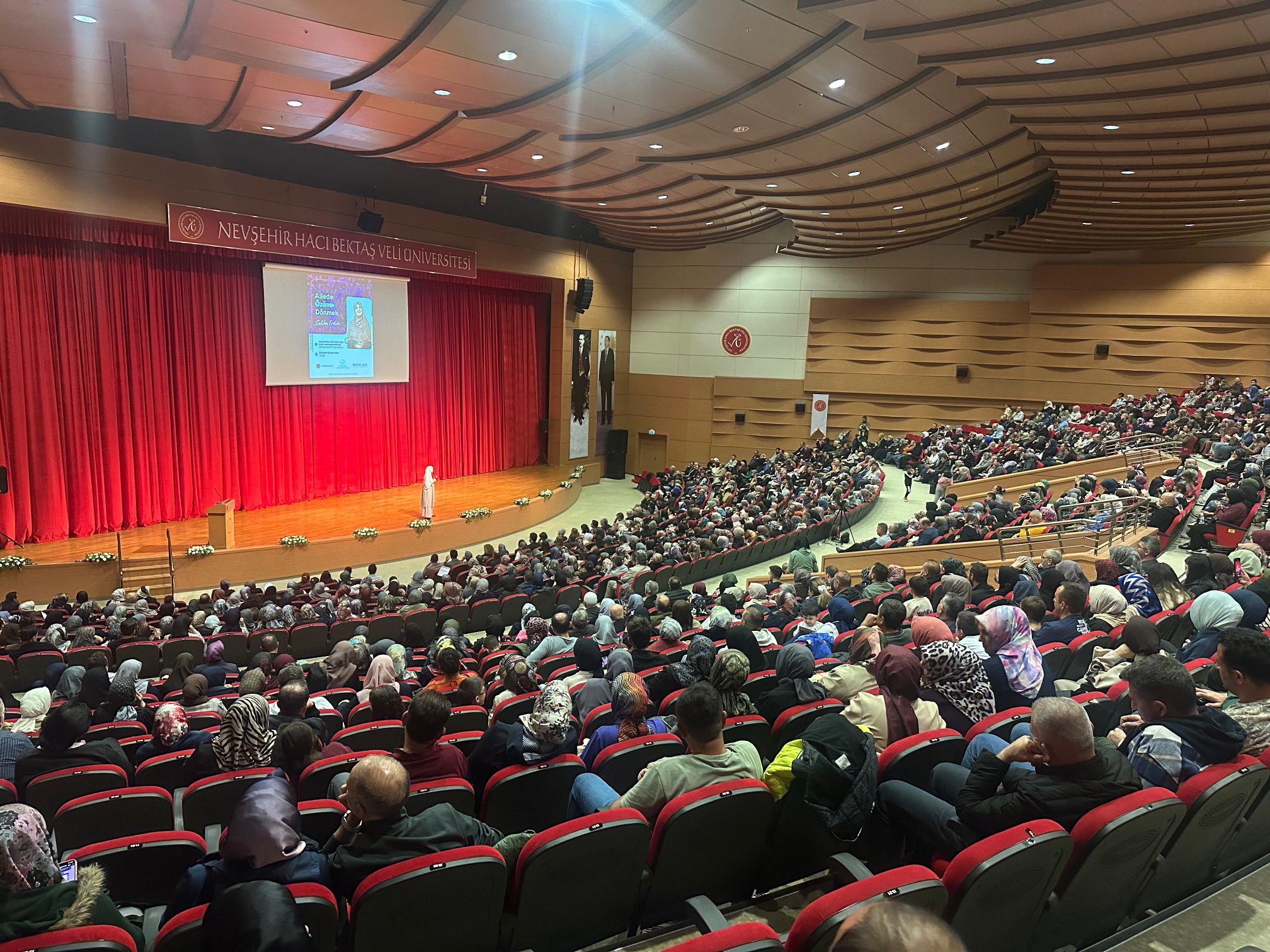 I M G 20251106 W A0013